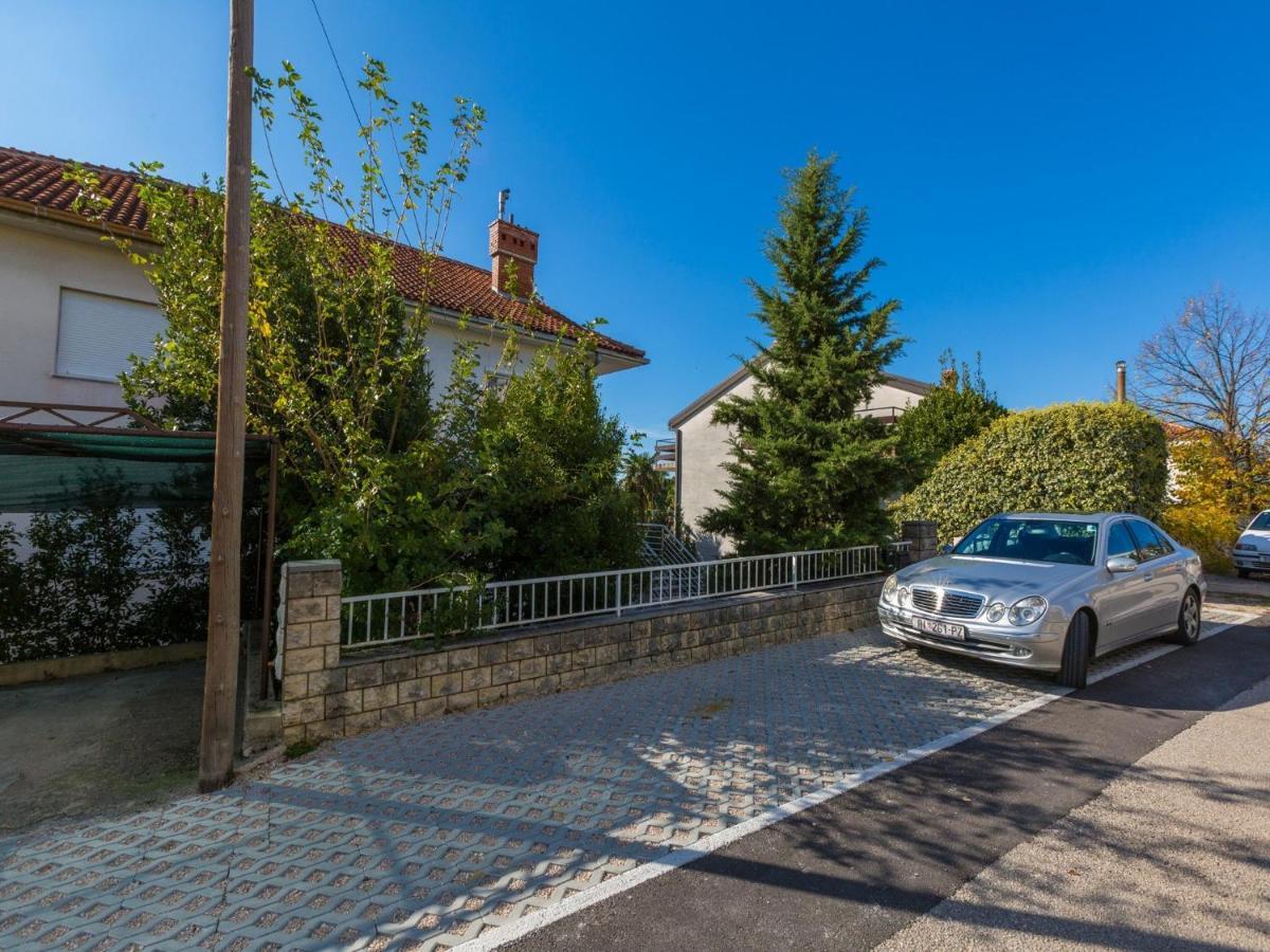 Apartments Dubravka ツリクヴェニツァ エクステリア 写真